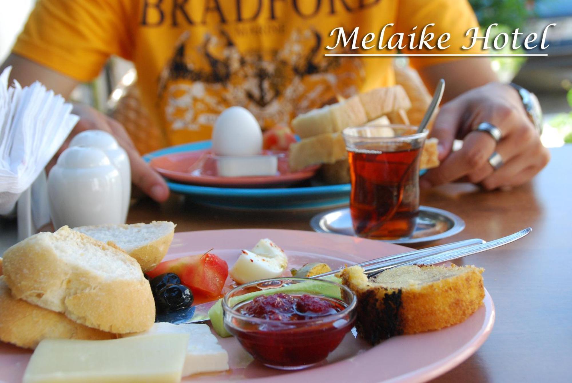 Melaike Hotel Фоча Экстерьер фото