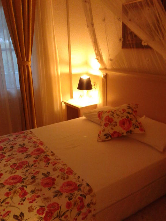 Melaike Hotel Фоча Экстерьер фото