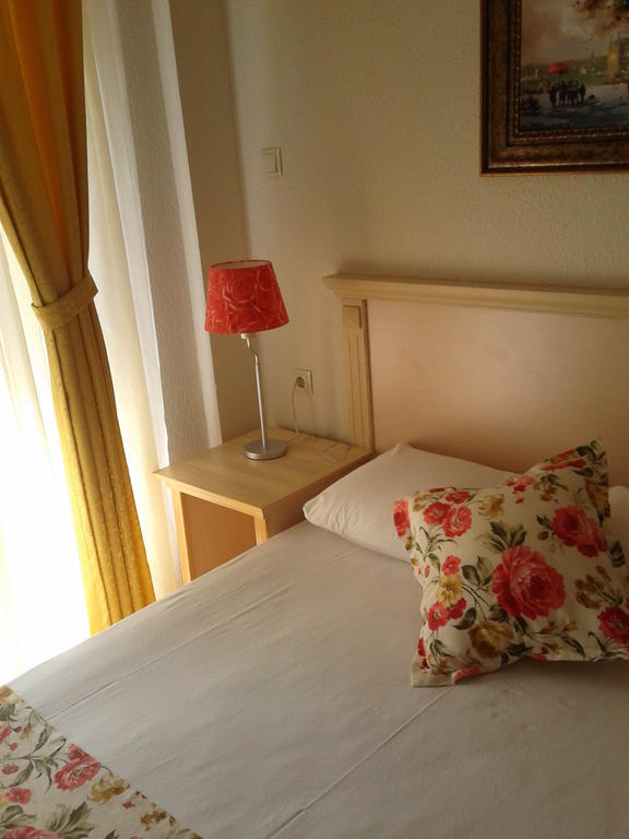 Melaike Hotel Фоча Экстерьер фото